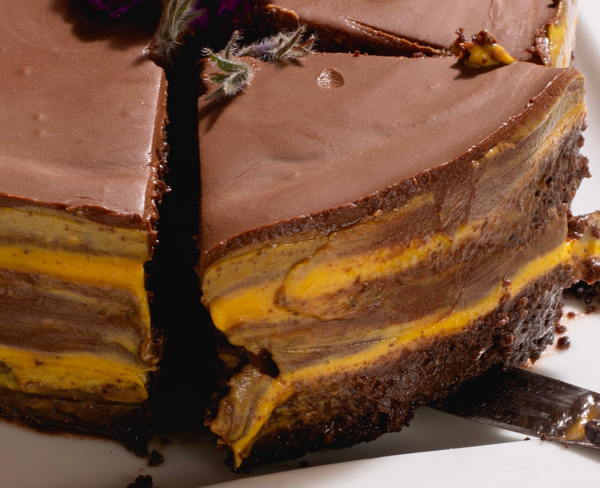 Layered Mango & Dark Chocolate Icing Cake