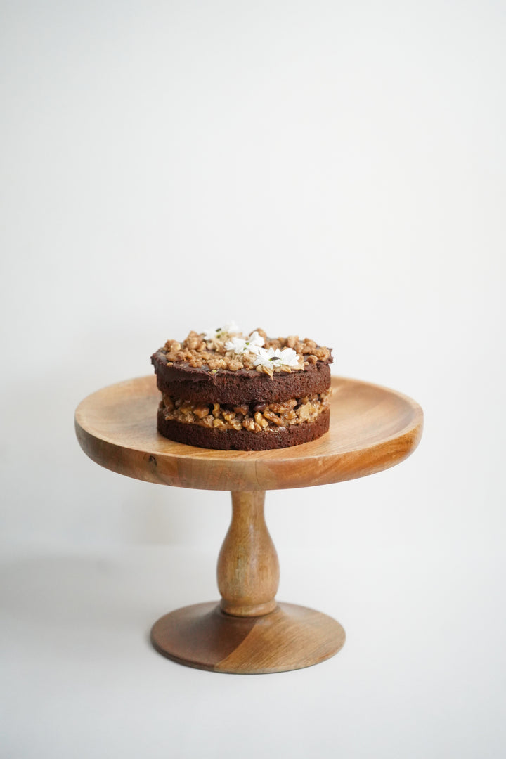Coffee, Walnut & Dark Chocolate Icing Cake