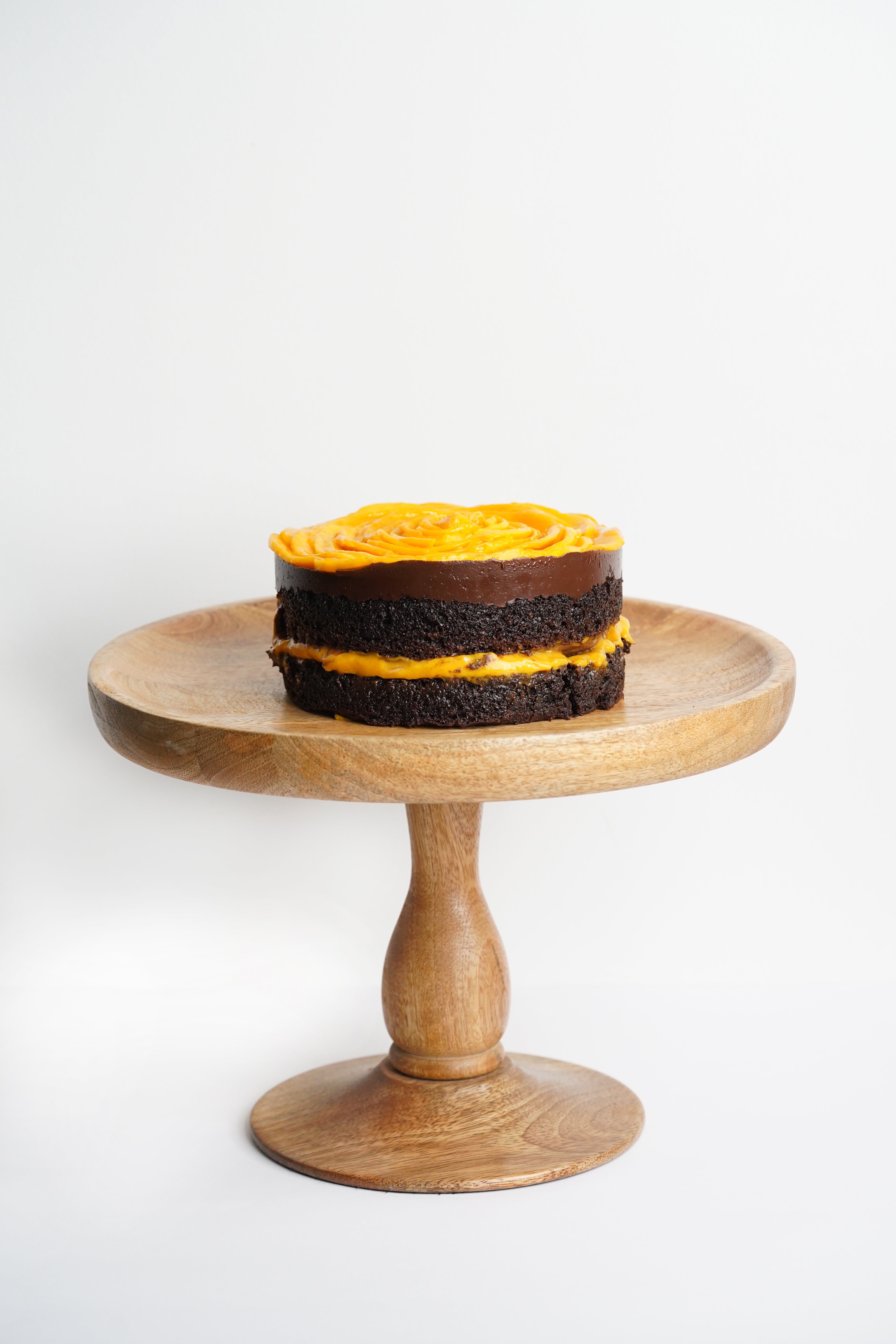 Layered Mango & Dark Chocolate Icing Cake