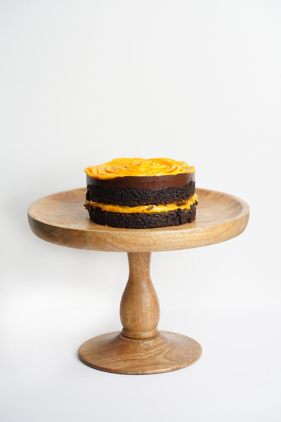 Layered Mango & Dark Chocolate Icing Cake
