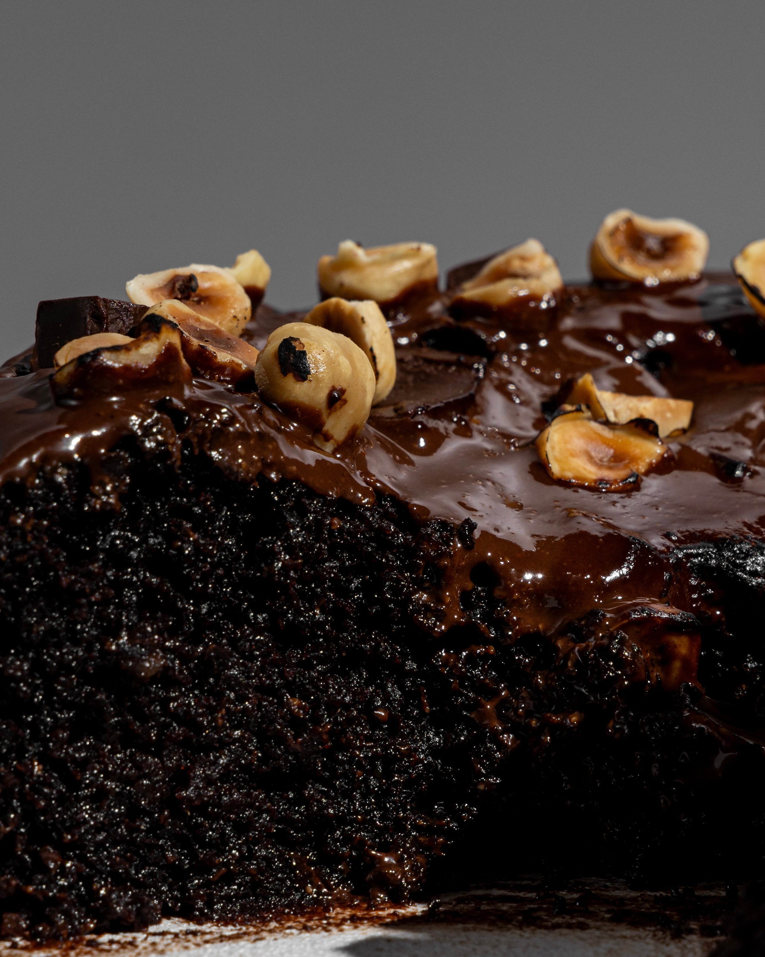 Nutella Gooey Dark Chocolate Cake