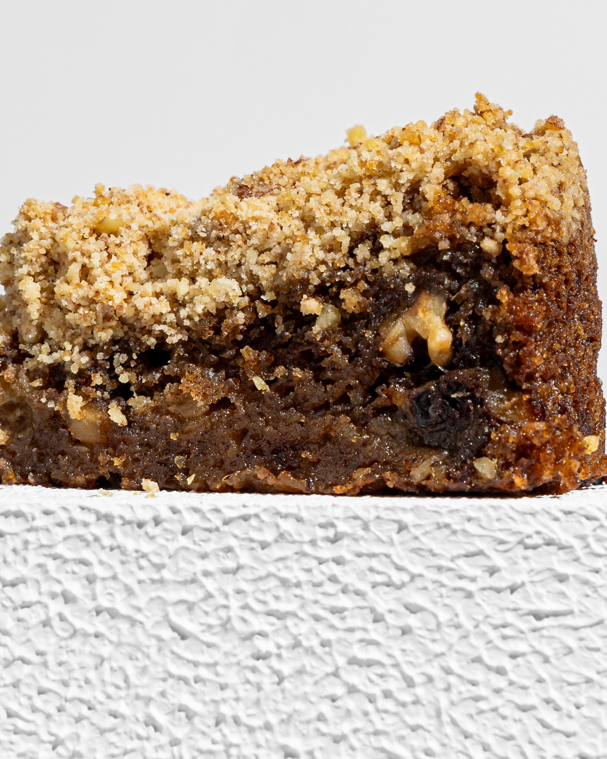 Apple & Walnut Crumble Cake